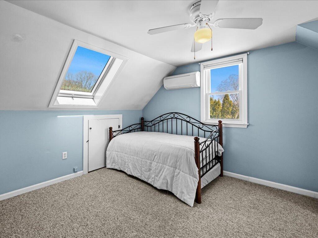 17 Swallow Street Falmouth MA 02536