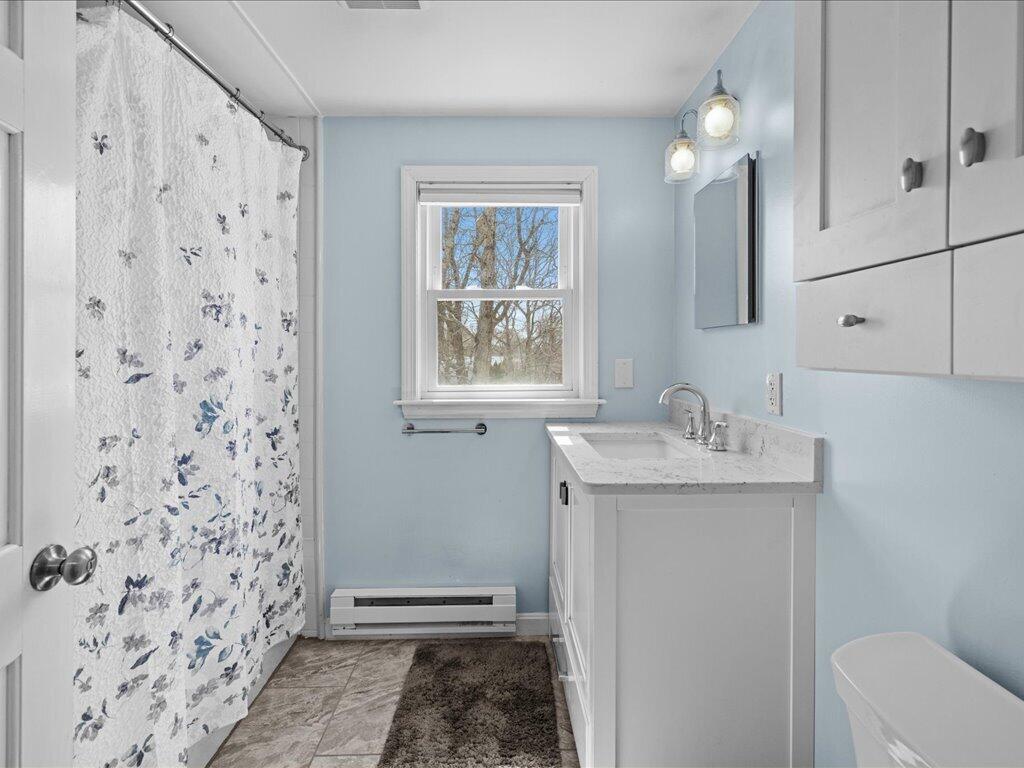 17 Swallow Street Falmouth MA 02536