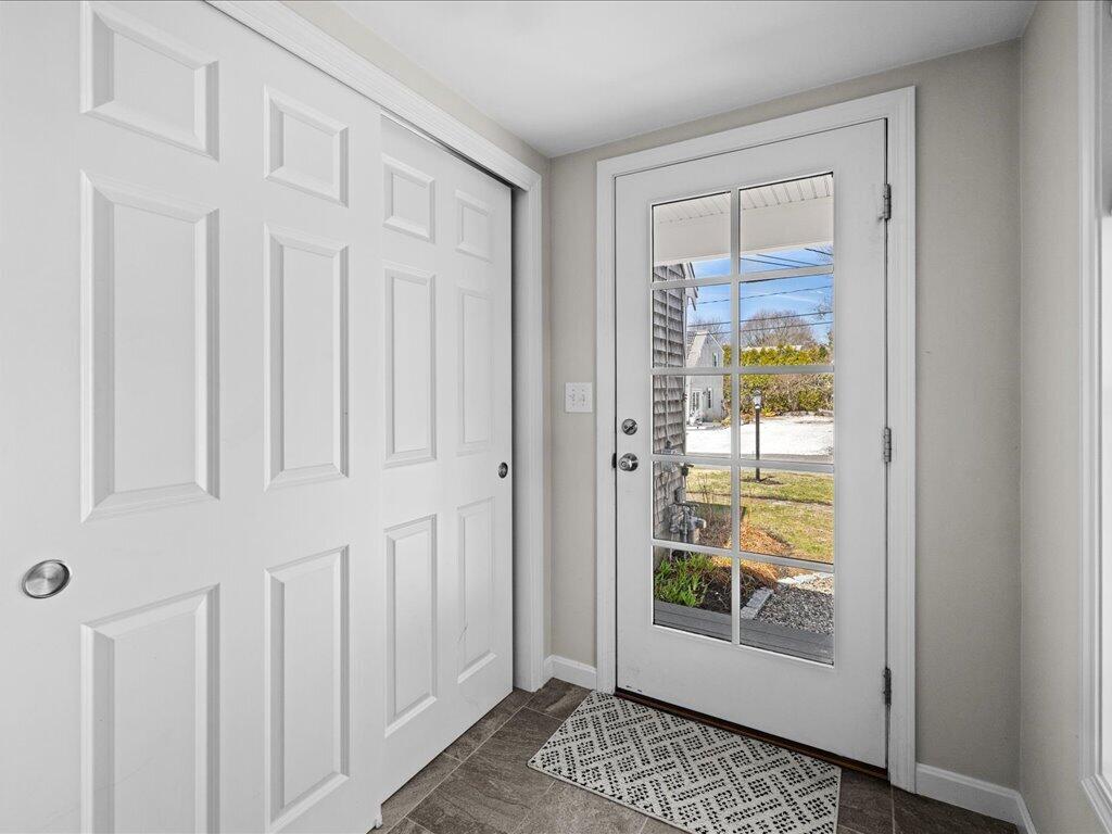 17 Swallow Street Falmouth MA 02536