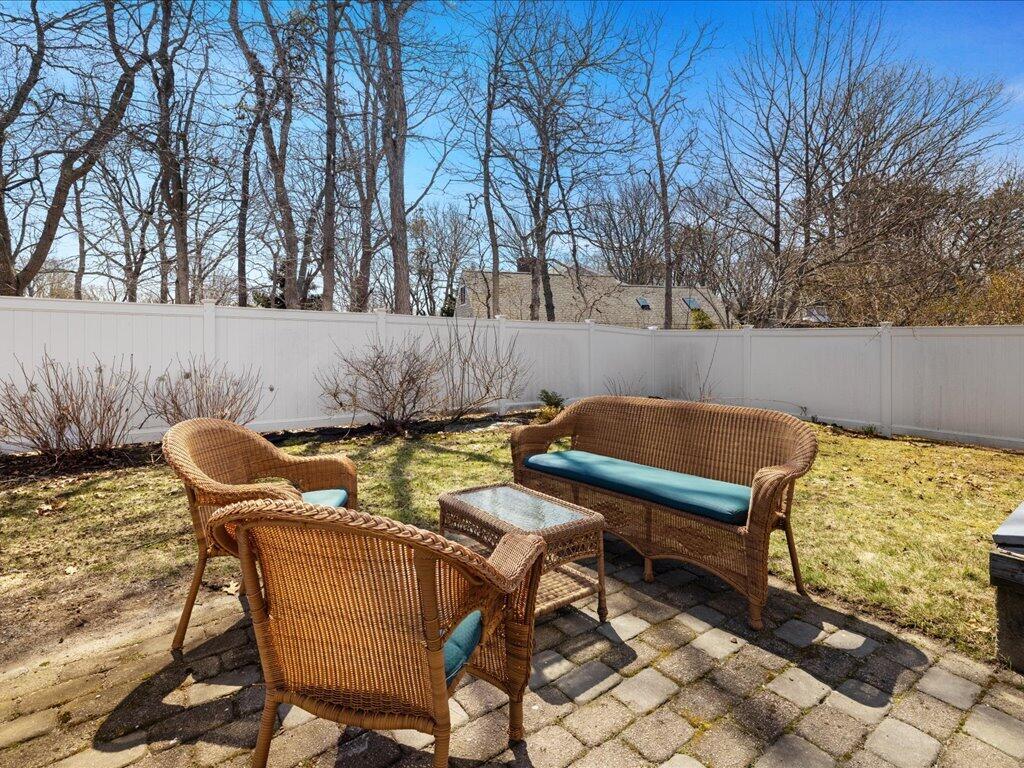 17 Swallow Street Falmouth MA 02536