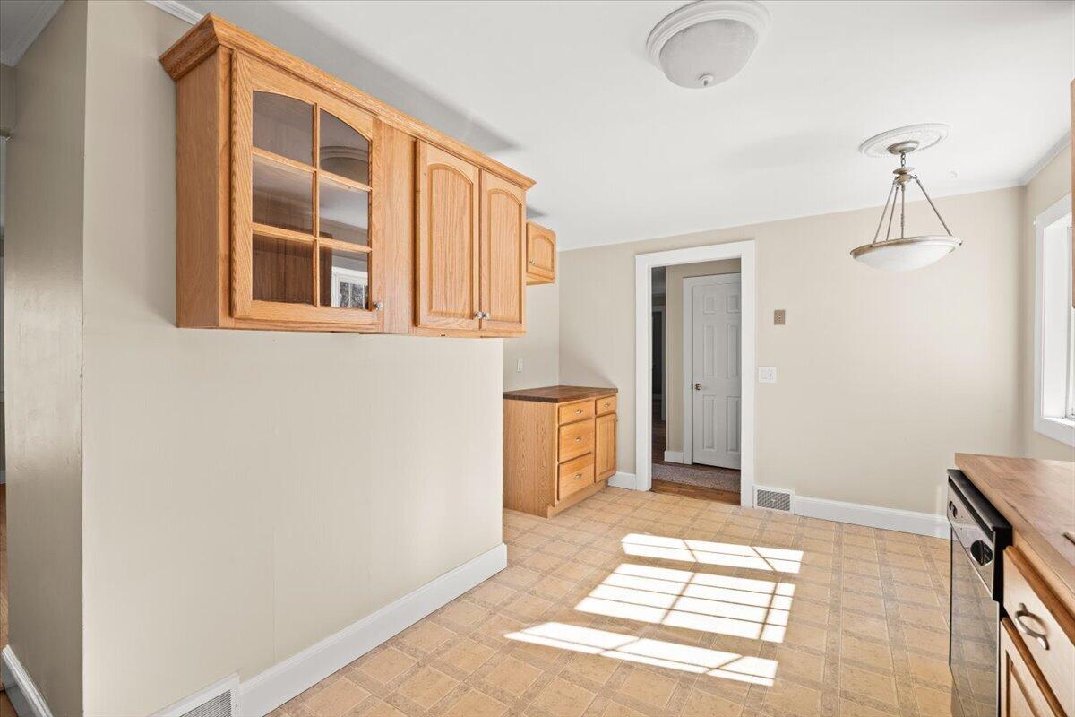 365 Phinneys Lane Barnstable MA 02632