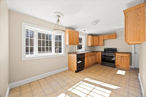 365 Phinneys Lane Barnstable MA 02632