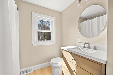 365 Phinneys Lane Barnstable MA 02632