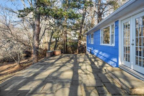 365 Phinneys Lane Barnstable MA 02632