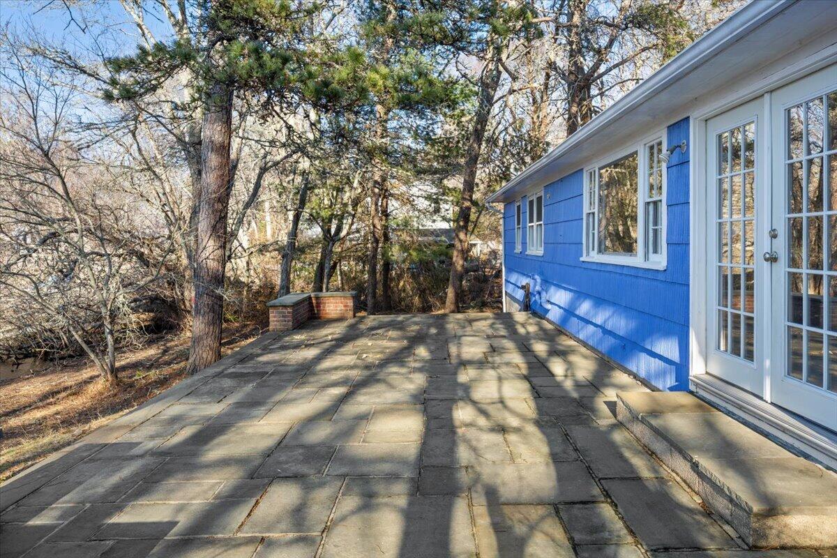 365 Phinneys Lane Barnstable MA 02632