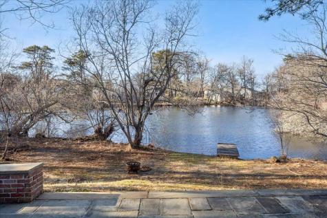 365 Phinneys Lane Barnstable MA 02632