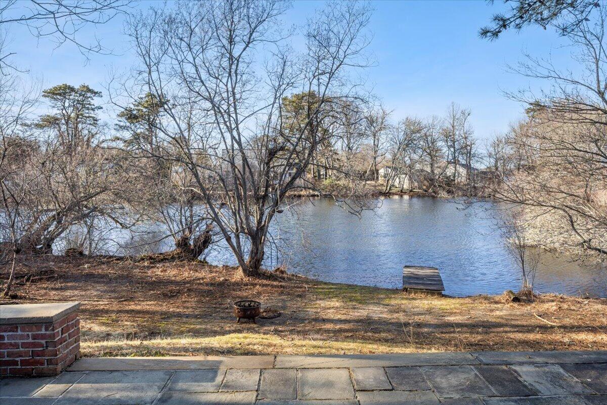 365 Phinneys Lane Barnstable MA 02632