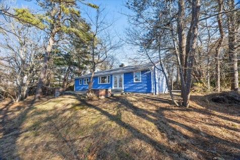 365 Phinneys Lane Barnstable MA 02632