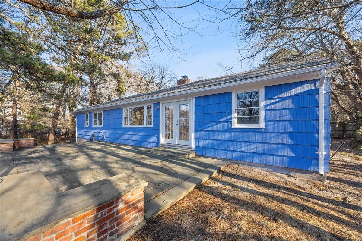 365 Phinneys Lane Barnstable MA 02632
