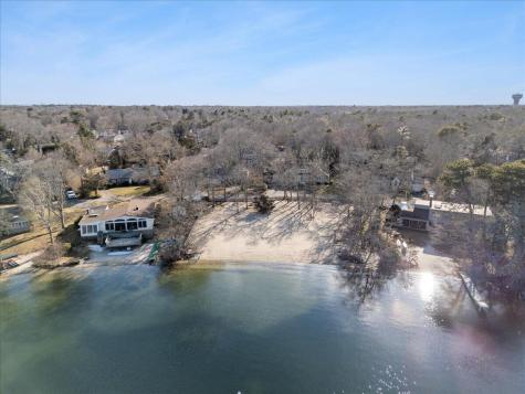 365 Phinneys Lane Barnstable MA 02632