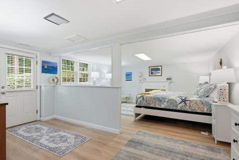 5 Hinckley Circle MA 02655