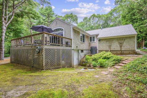 5 Hinckley Circle MA 02655
