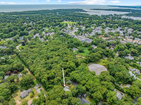 5 Hinckley Circle Osterville MA 02655