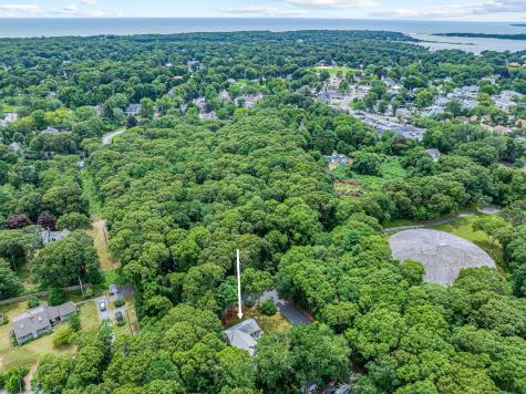 5 Hinckley Circle Osterville MA 02655