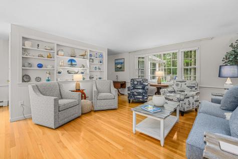5 Hinckley Circle MA 02655