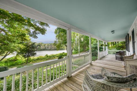 24 Grove Street Sandwich MA 02563