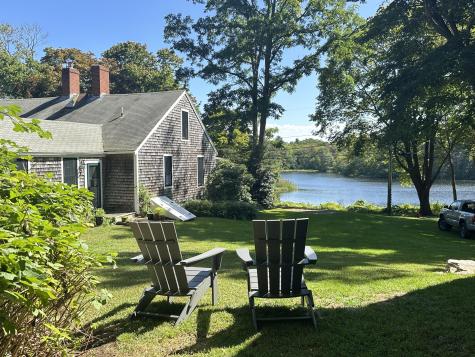 24 Grove Street Sandwich MA 02563