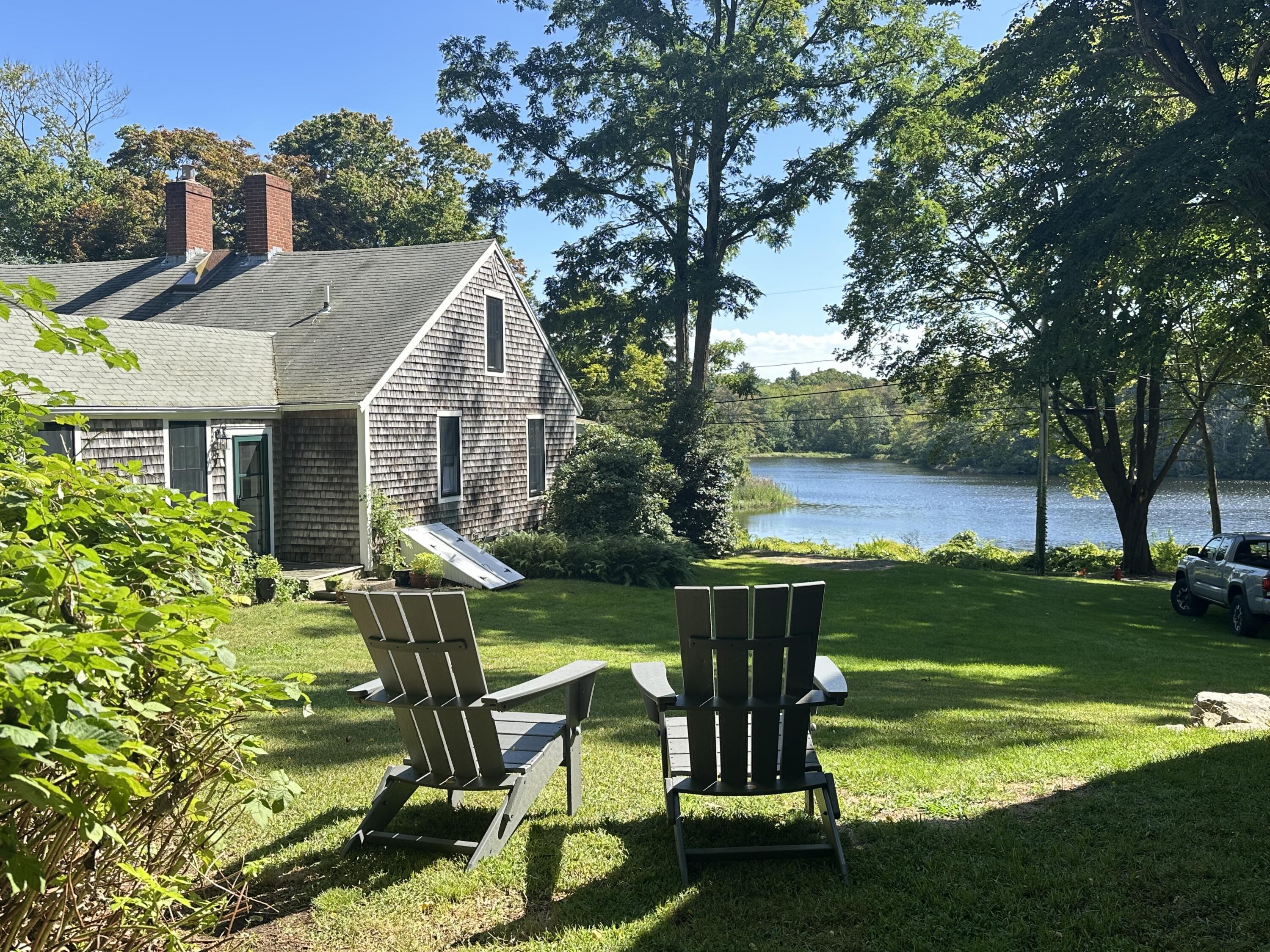 24 Grove Street Sandwich MA 02563