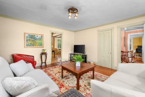 24 Grove Street Sandwich MA 02563