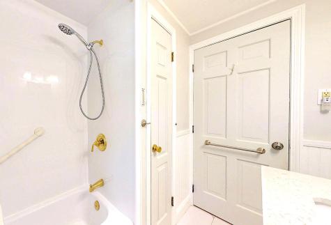 26 Newport Road Brewster MA 02631