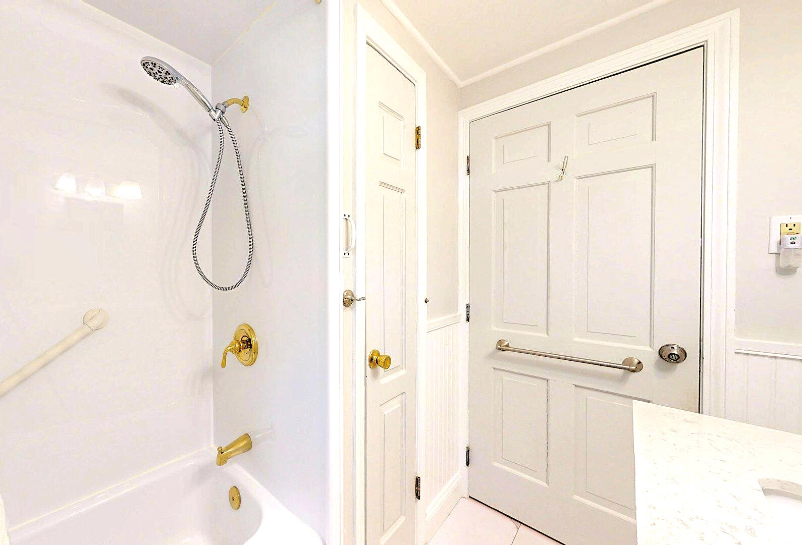 26 Newport Road Brewster MA 02631