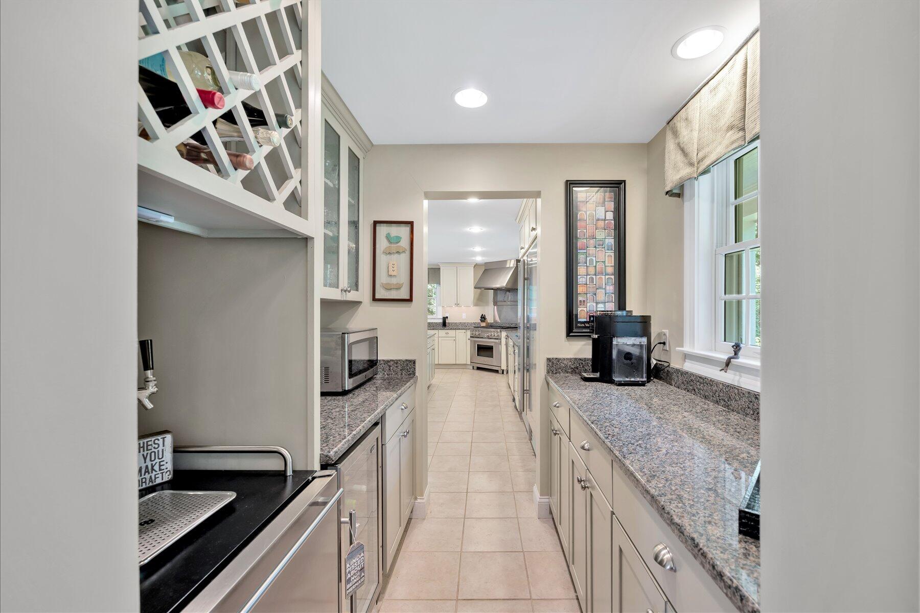 72 Highwood Way Mashpee MA 02649