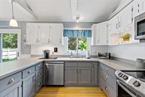 3 Mcnamara Avenue West Yarmouth MA 02673
