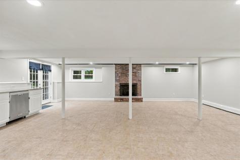 26 Spinnaker Street Sandwich MA 02563