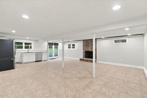 26 Spinnaker Street Sandwich MA 02563