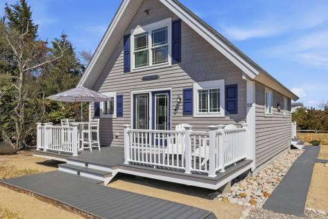 25 N Shore Boulevard Extension Sandwich MA 02537