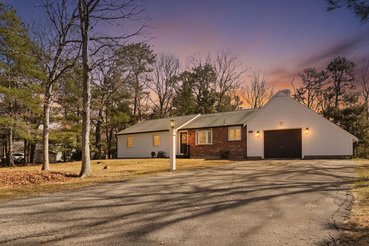 38 White Oak Trail Centerville MA 02632