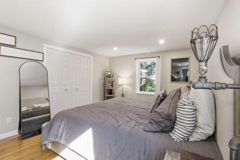 38 White Oak Trail Barnstable MA 02632