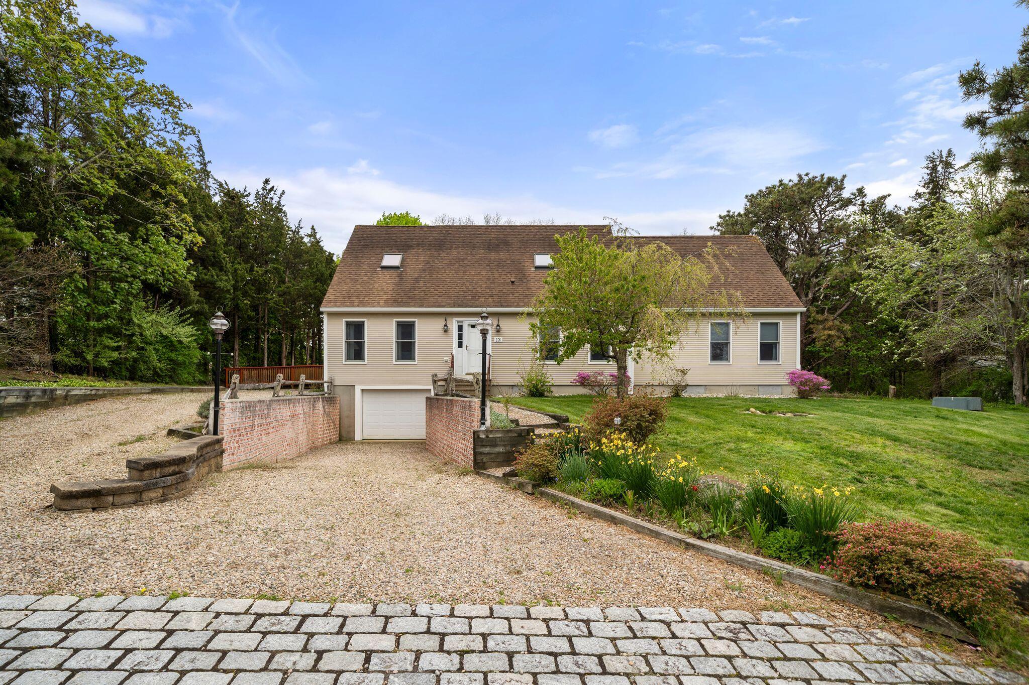 12 Settlers Eastham MA 02642