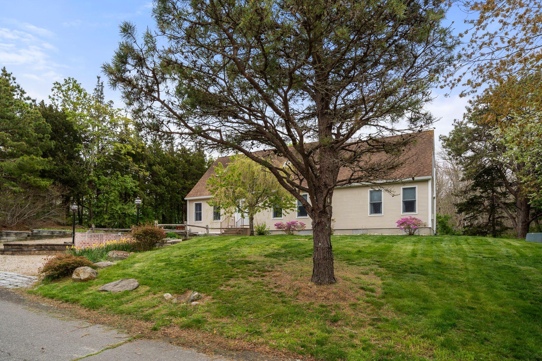 12 Settlers Eastham MA 02642