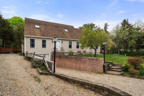 12 Settlers Eastham MA 02642