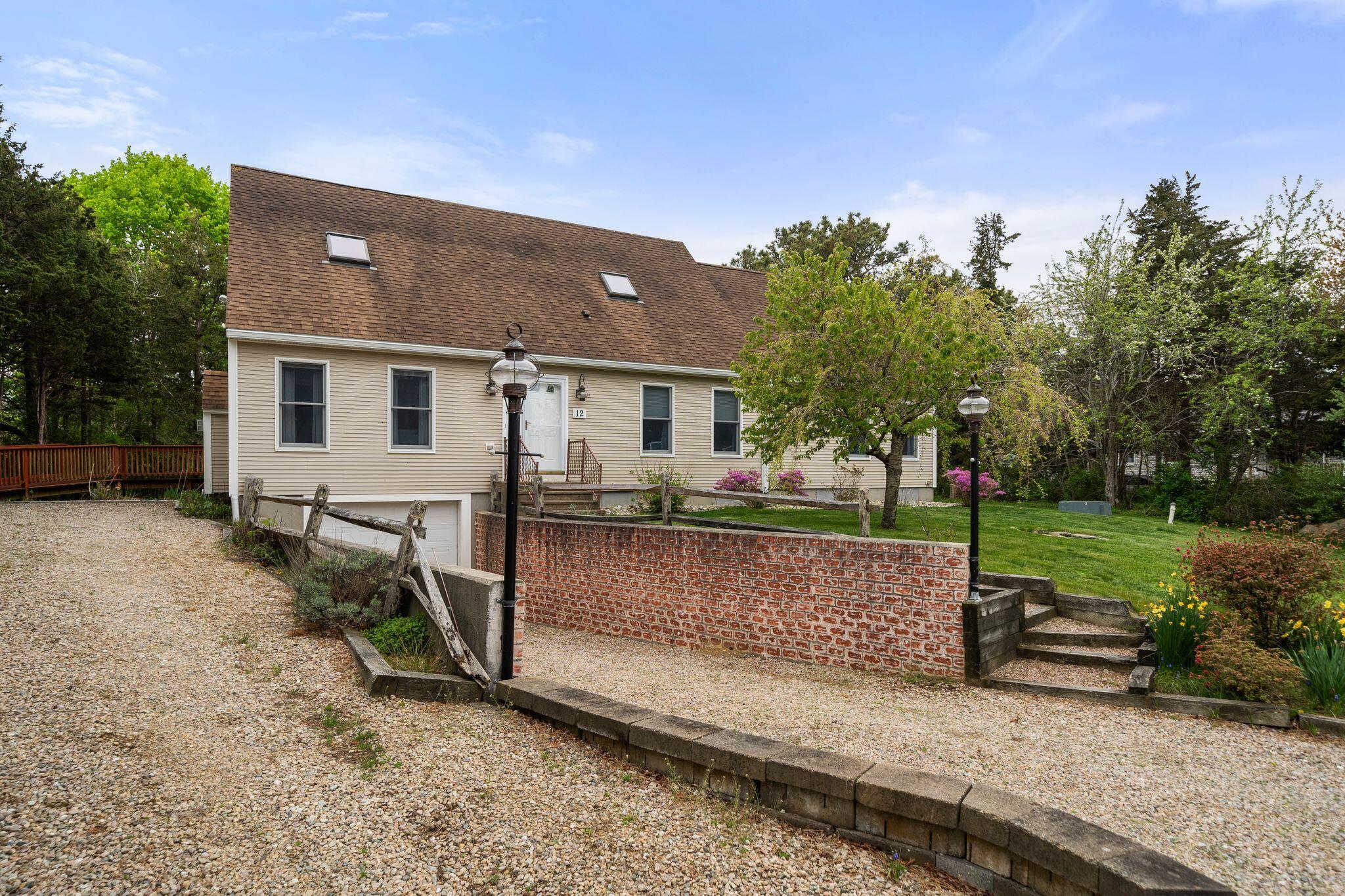 12 Settlers Eastham MA 02642