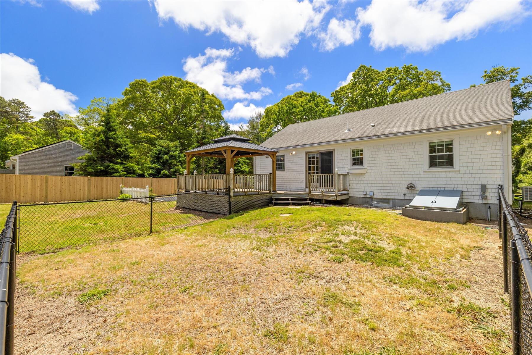 17 Kings Way Orleans MA 02653