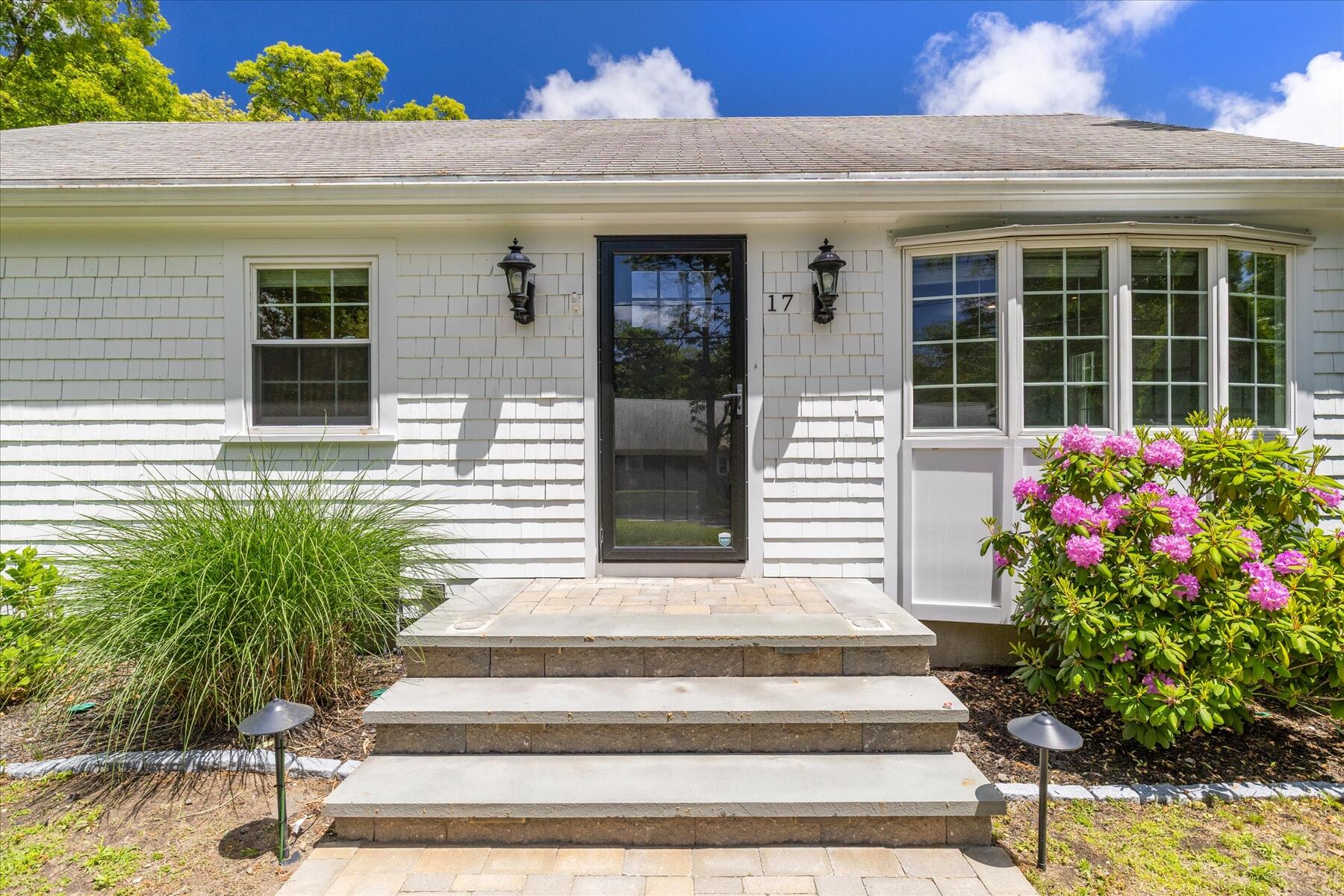 17 Kings Way Orleans MA 02653