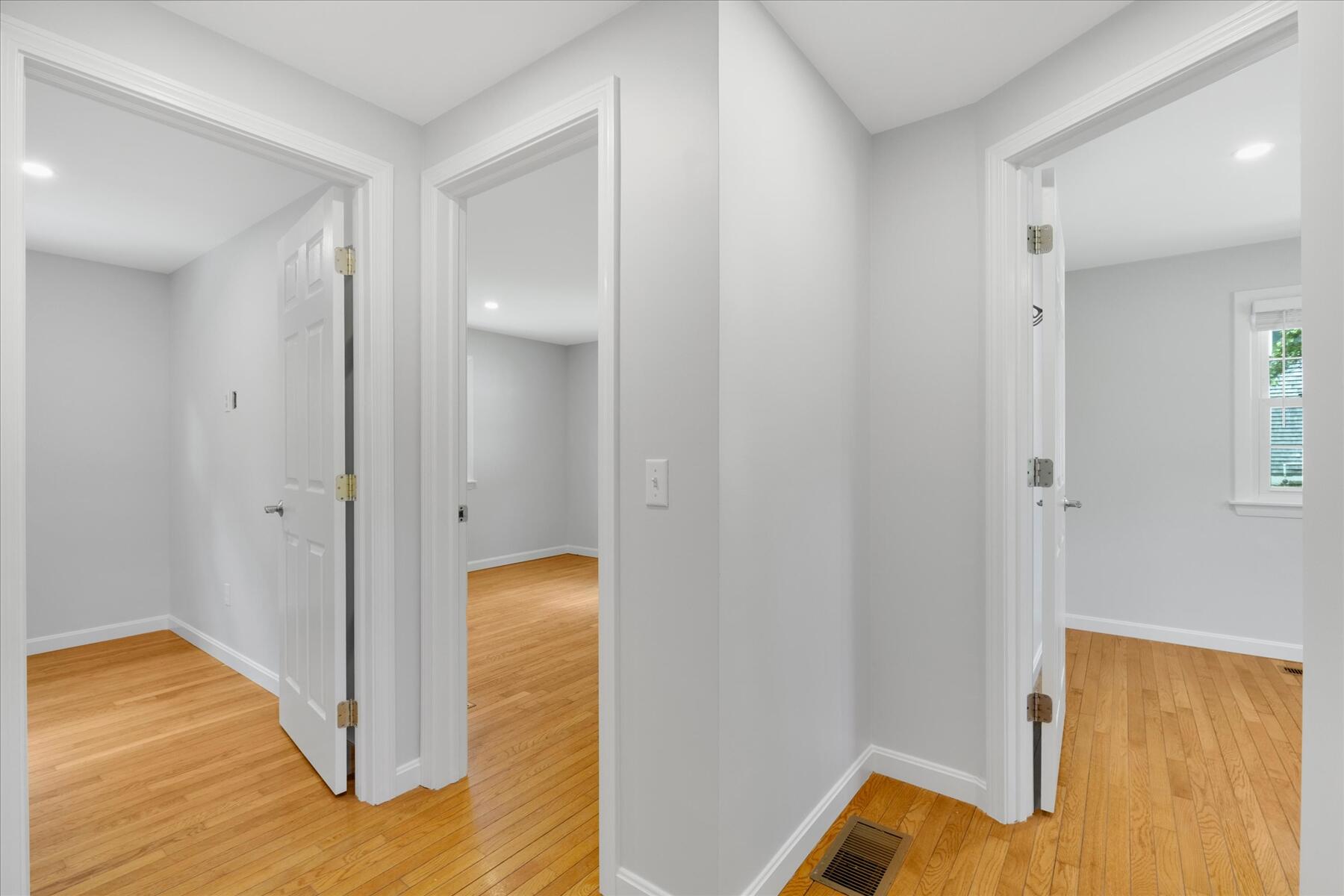17 Kings Way Orleans MA 02653