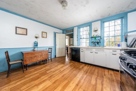 130 School Street Wellfleet MA 02667