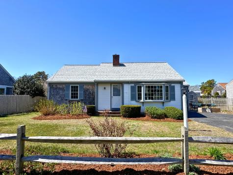 11 Standish Way Dennis MA 02639