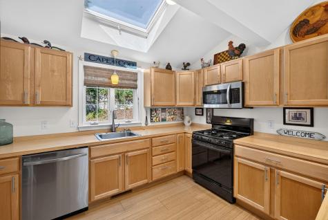 68 Horseshoe Bend Way Mashpee MA 02649