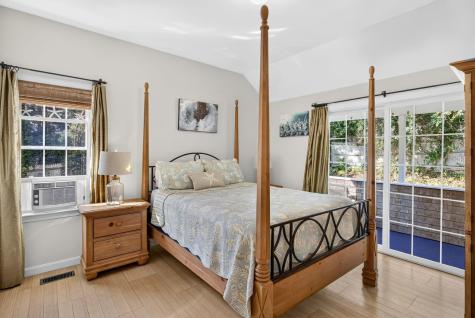 68 Horseshoe Bend Way Mashpee MA 02649
