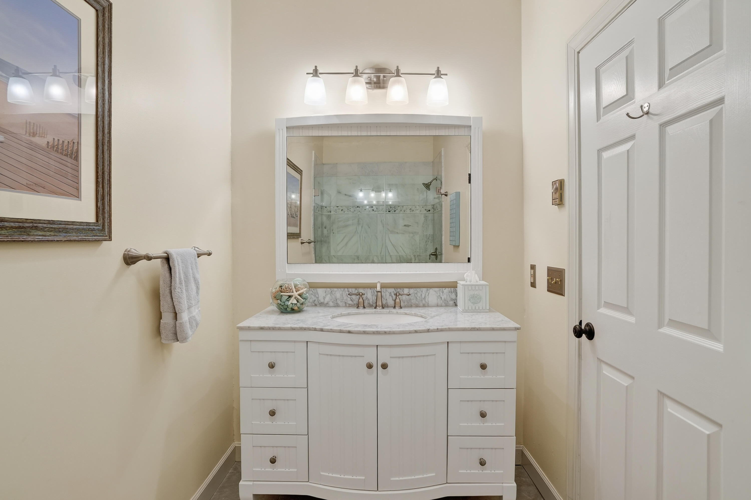 16 Old Dunham's Corner Way Edgartown MA 02539