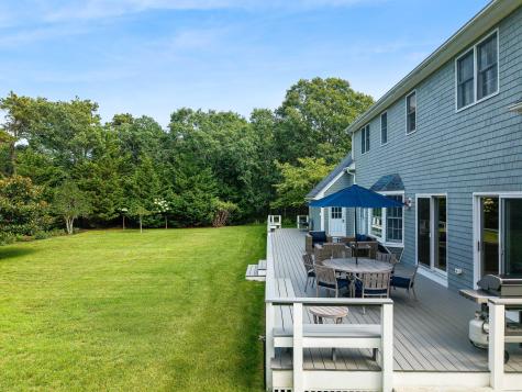 16 Old Dunham's Corner Way Edgartown MA 02539