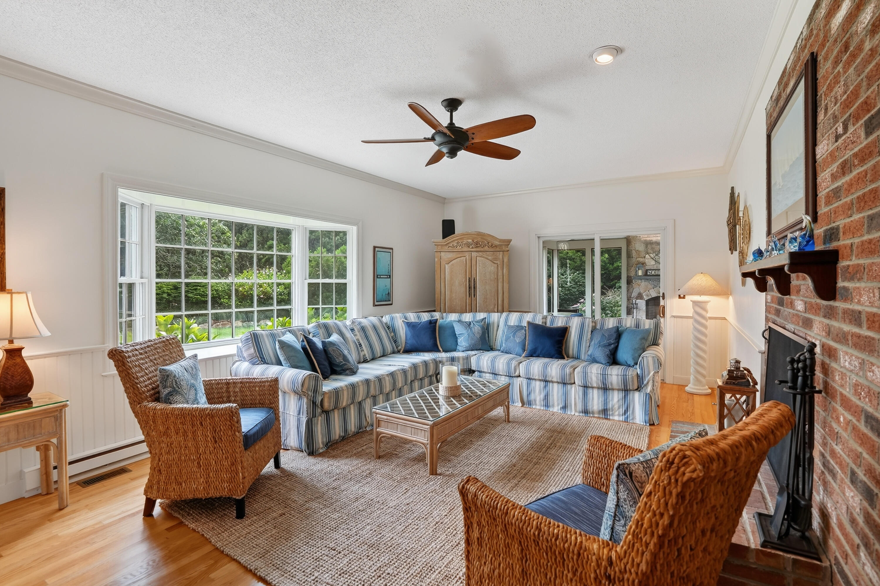 16 Old Dunham's Corner Way Edgartown MA 02539