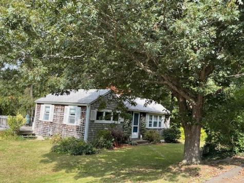 43 Red Lily Pond Road Centerville MA 02632