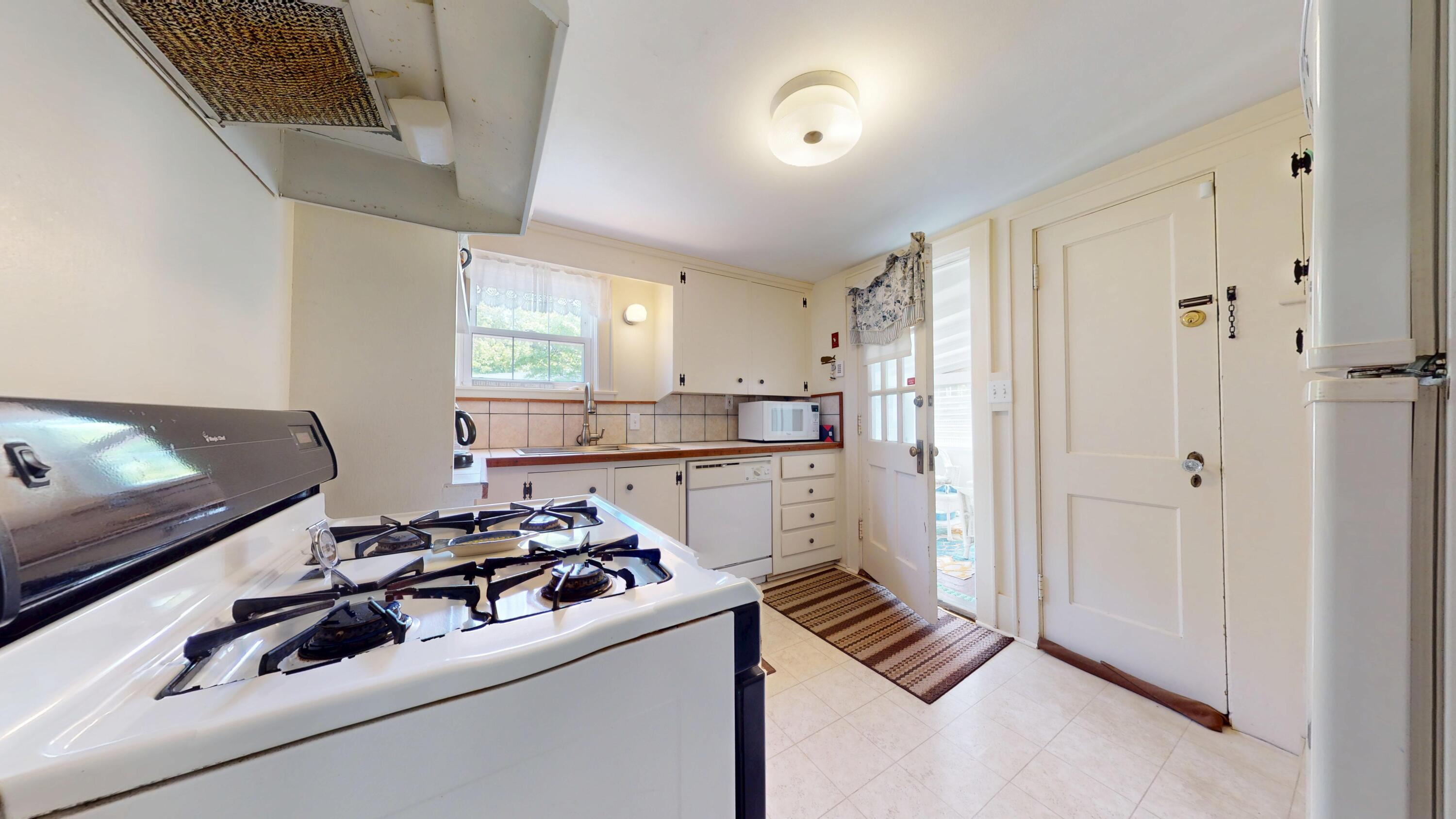 91 Division Street Harwich MA 02671