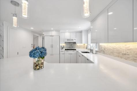 15 Periwinkle Lane MA 02649