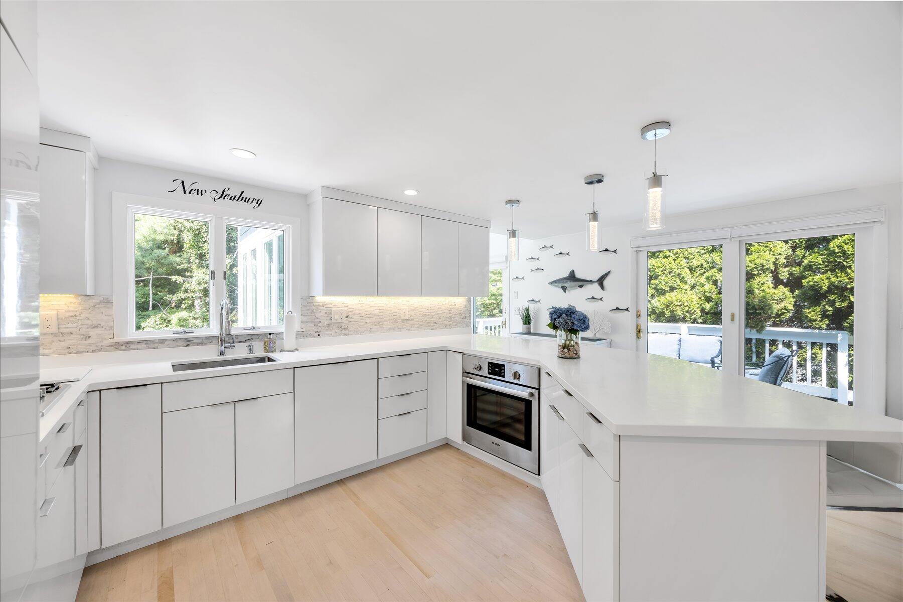 15 Periwinkle Lane Mashpee MA 02649